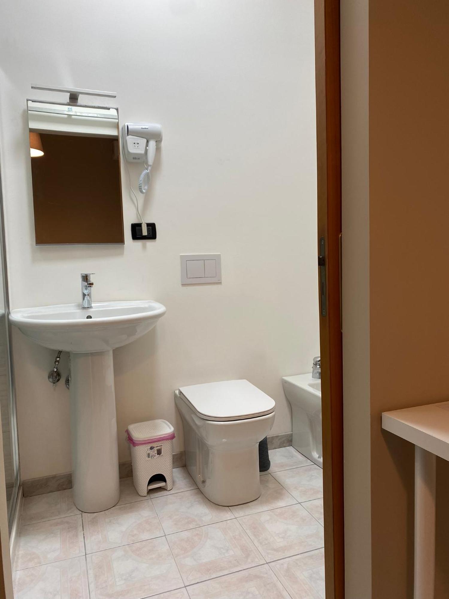 カターニア Il Greco Bed & Breakfast エクステリア 写真